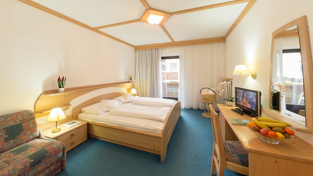 Standard Double Room photo 2