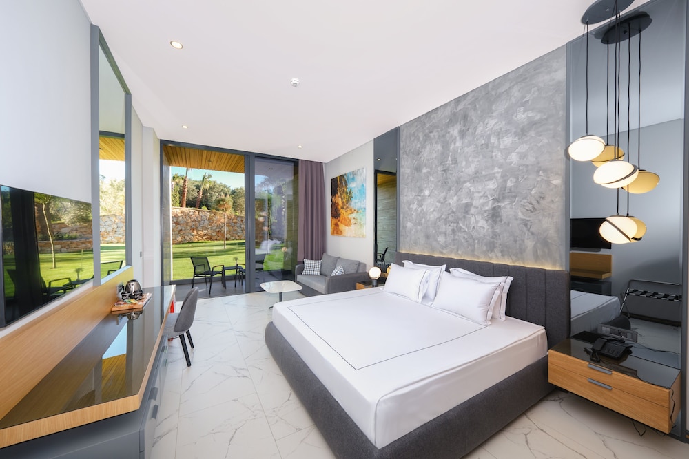 Superior Room, Garden View