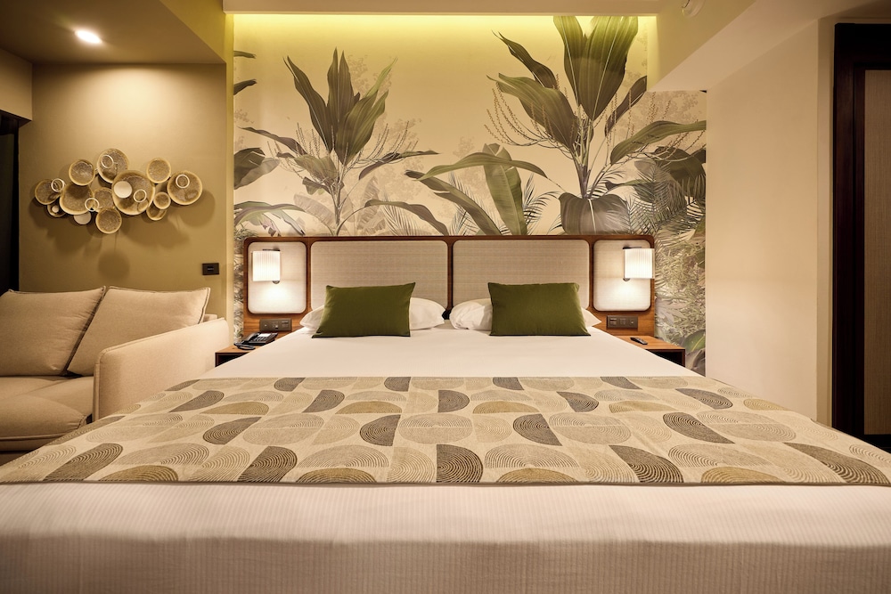 Double Room (Kids Free | B2C-CA)