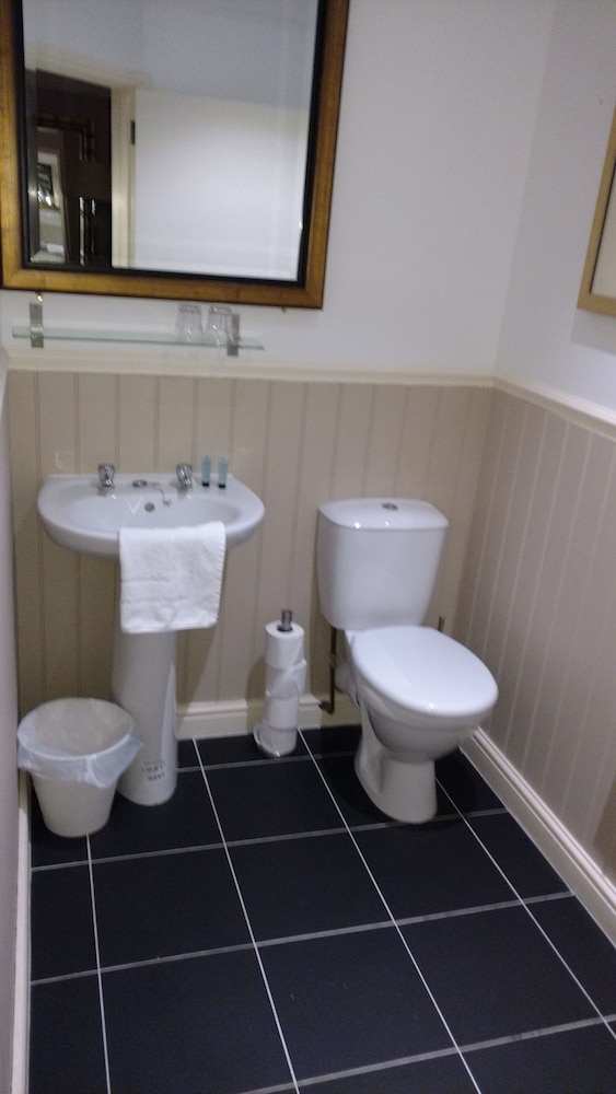Deluxe Double Room with River View - Photo 2