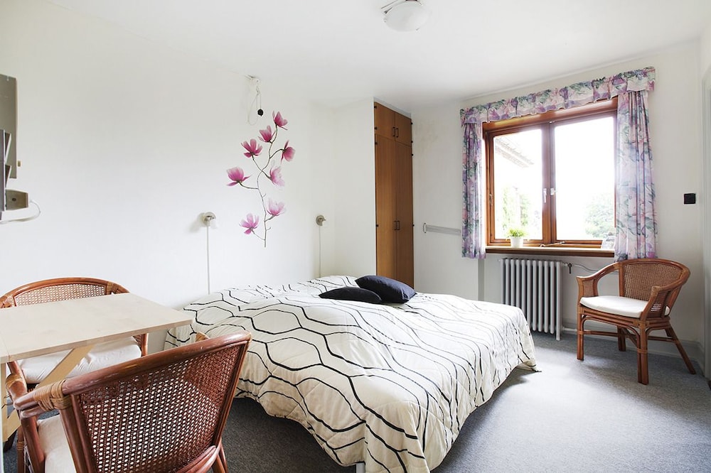 Double or Twin Room (Linen Excluded) photo 1
