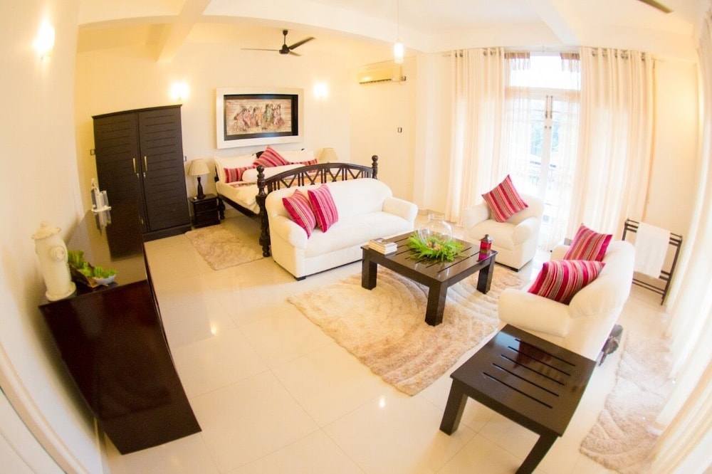Superior Studio Suite photo 1