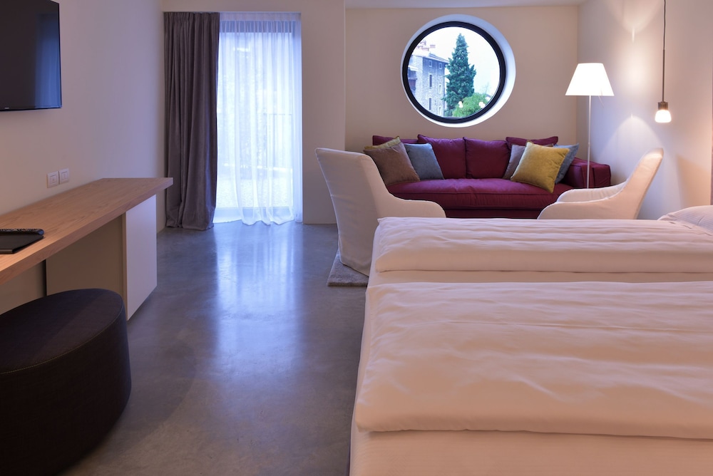 Junior Suite, Garden View - Photo 4