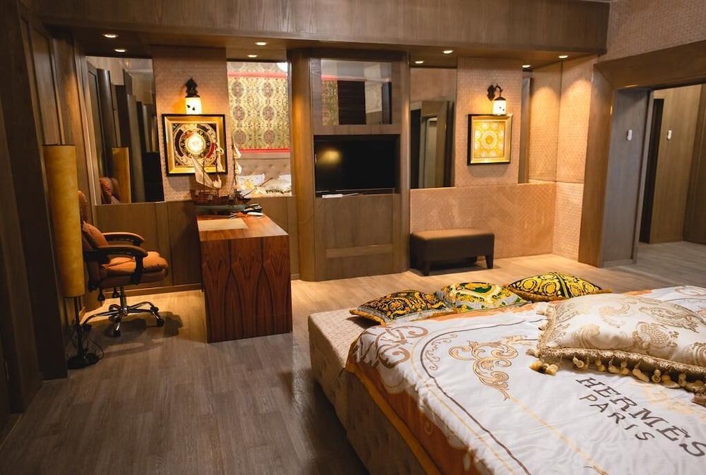 Suite, Balcony photo 1