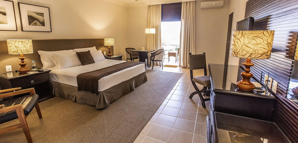 Deluxe Room, 1 Double Bed, Balcony, Garden View
