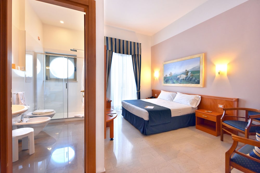 Comfort Double or Twin Room