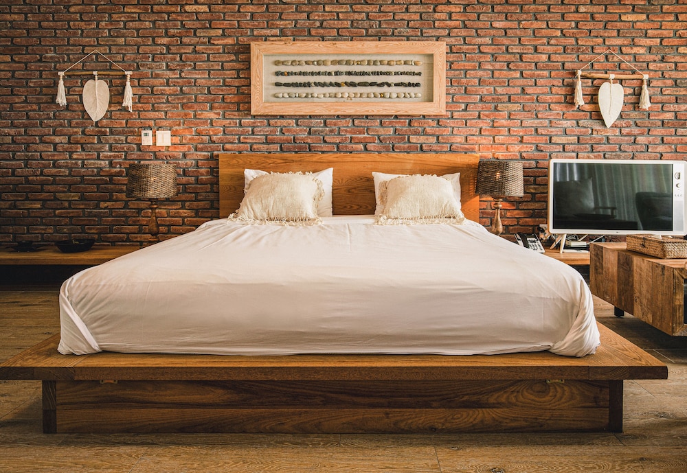 Room, 1 King Bed photo 3