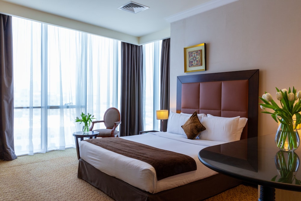 Deluxe Double Room, 1 King Bed - Photo 1