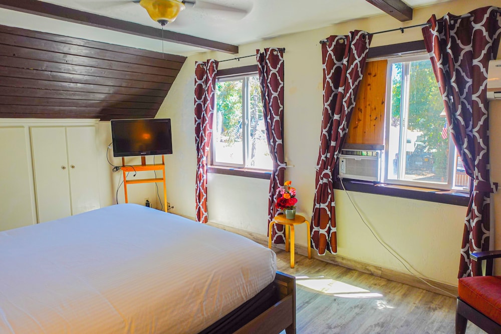 Triple Room, 3 Bedrooms photo 1