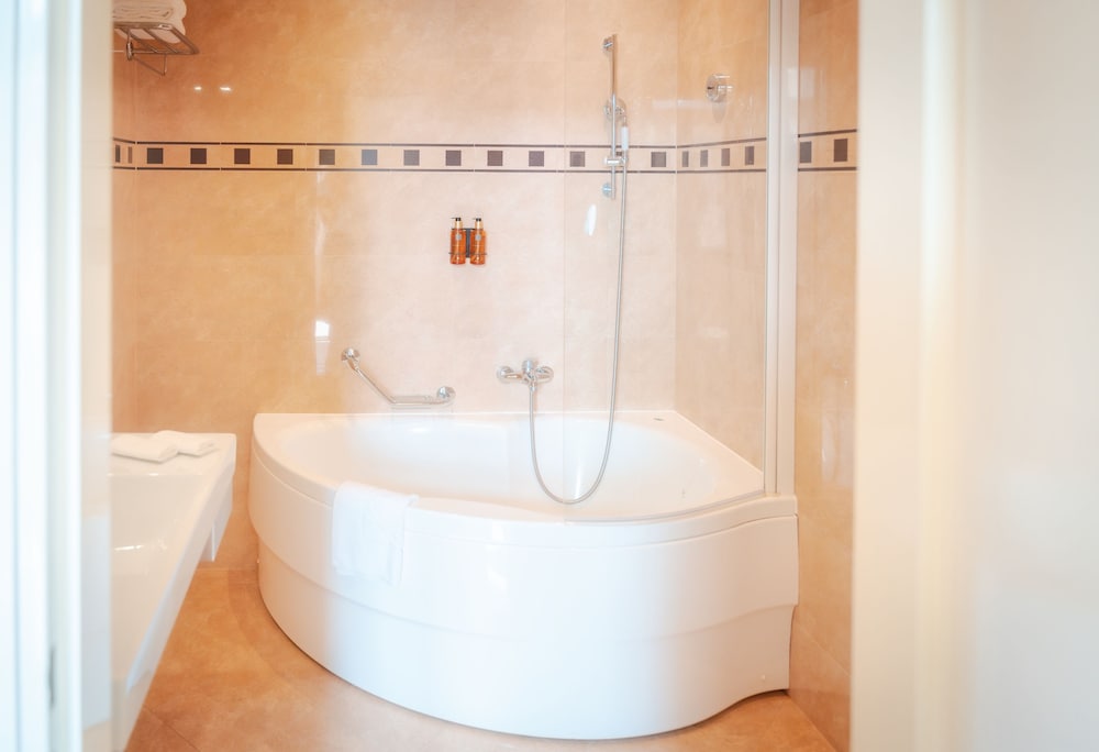 Suite, Balcony, Sea View - Photo 5