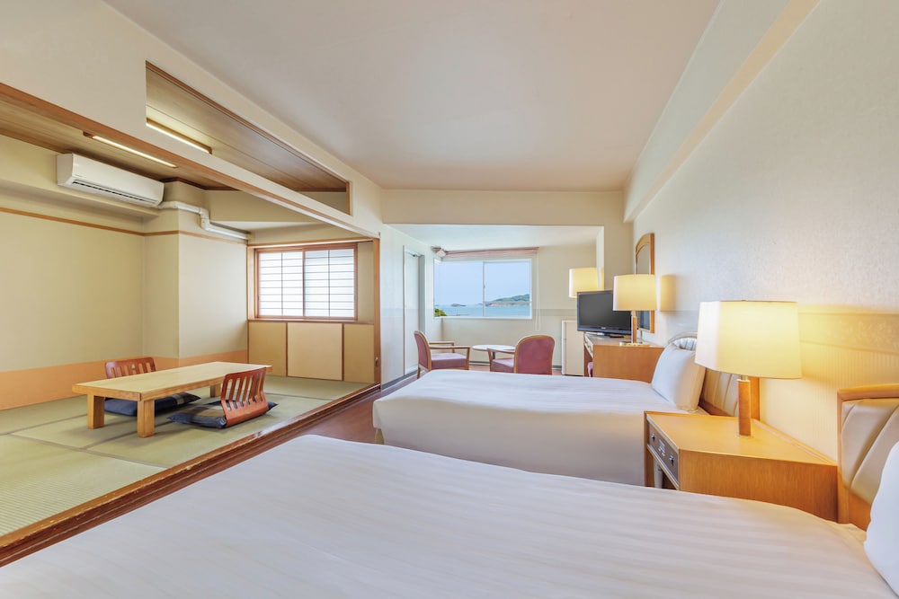 Ocean View Comfort Japanese-Western-Style Room(Non-smoking) photo 1