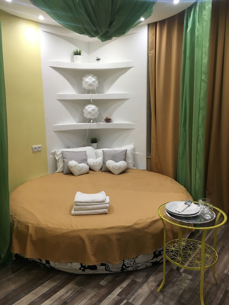 Traditional Room (Colibri)