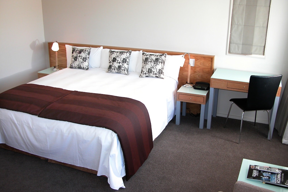 Guest Room - Photo 2