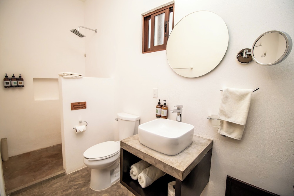 Deluxe Suite photo 2
