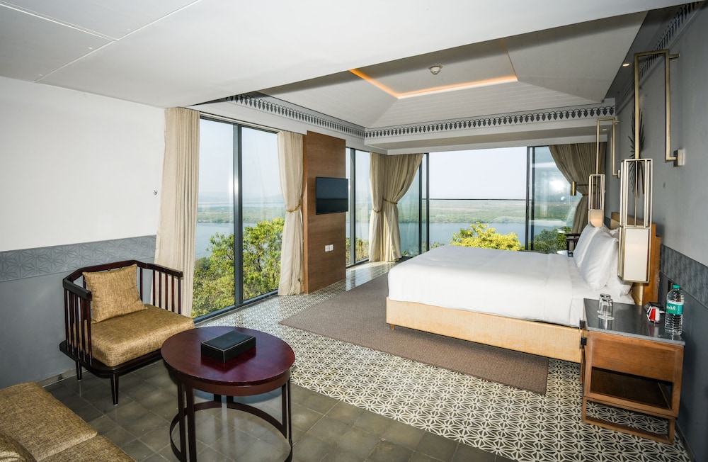 Presidential Suite, River View photo 2