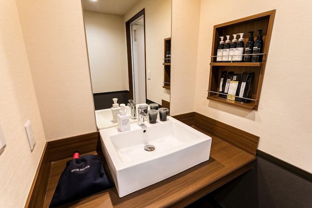 Superior Twin Room, Non Smoking - Photo 2