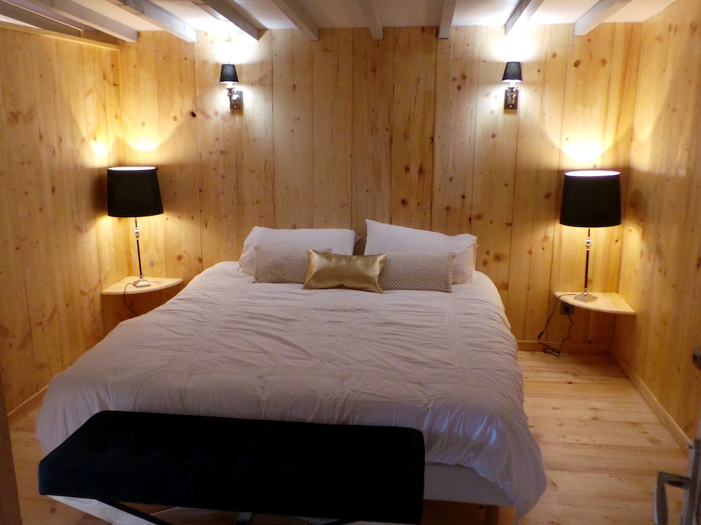 Cabin, Private Bathroom, Lake View (Elle fait son cinéma)