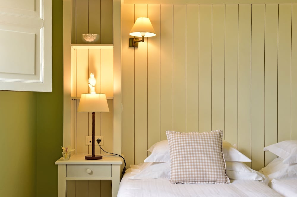 Superior Double or Twin Room - Photo 6