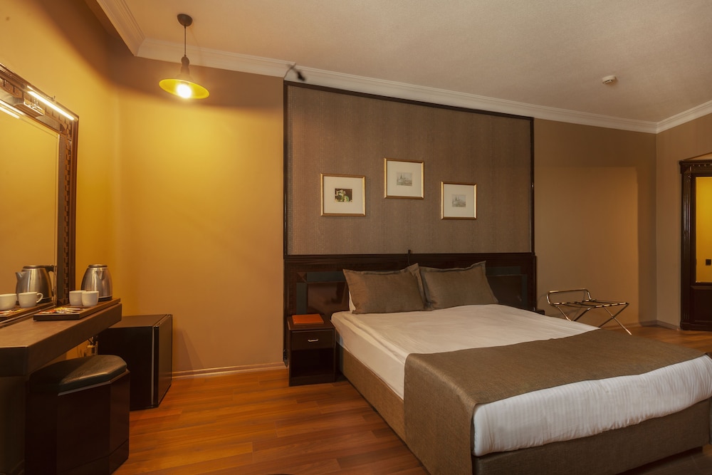 Basic Double Room photo 3