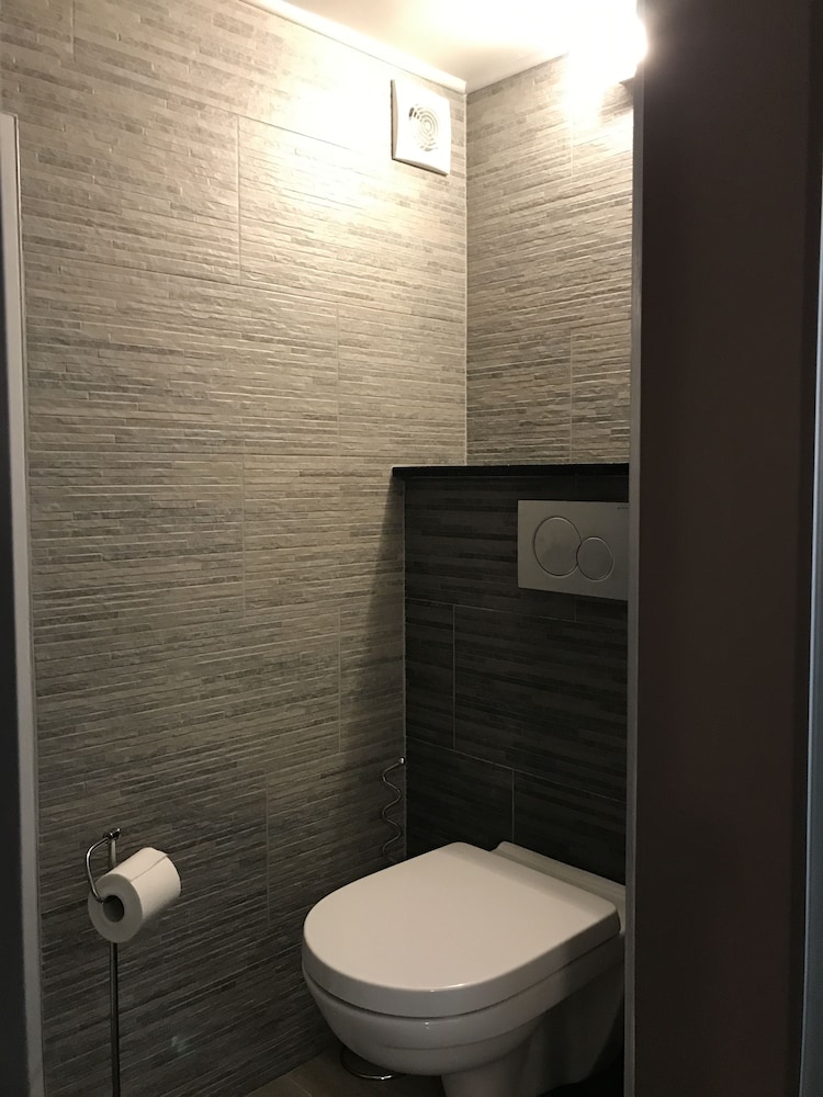 Deluxe Studio Suite, Garden View photo 2