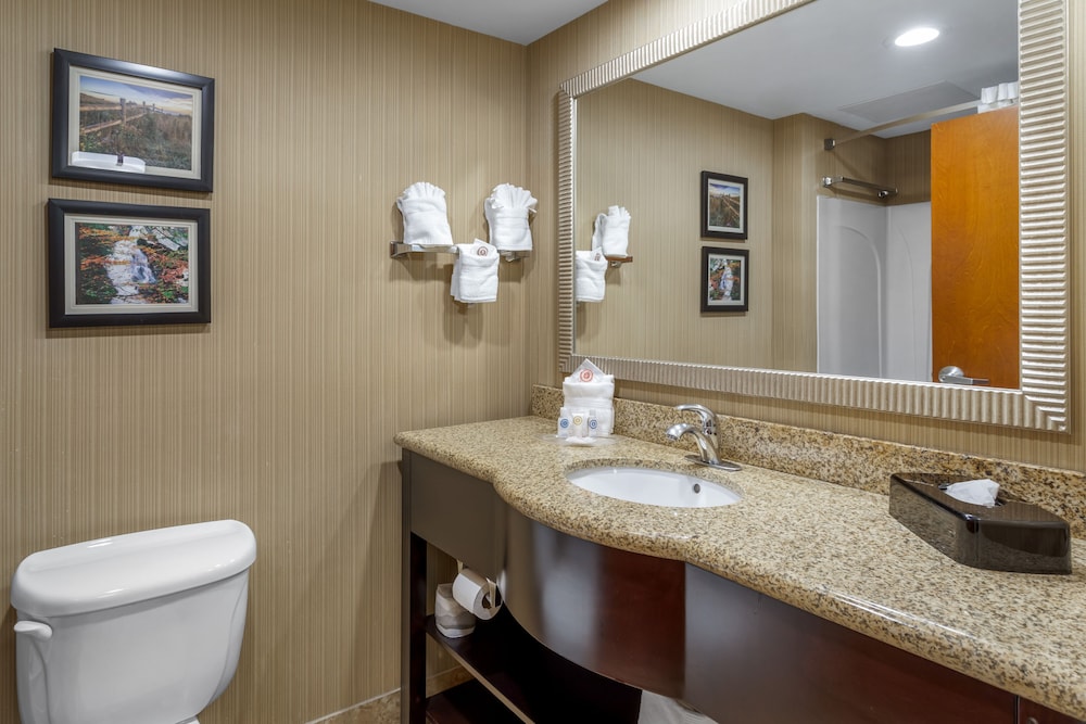 Suite, Multiple Beds, Non Smoking - Photo 6