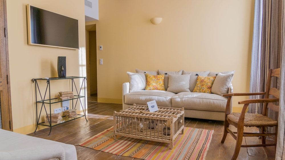 Junior Suite - Photo 6