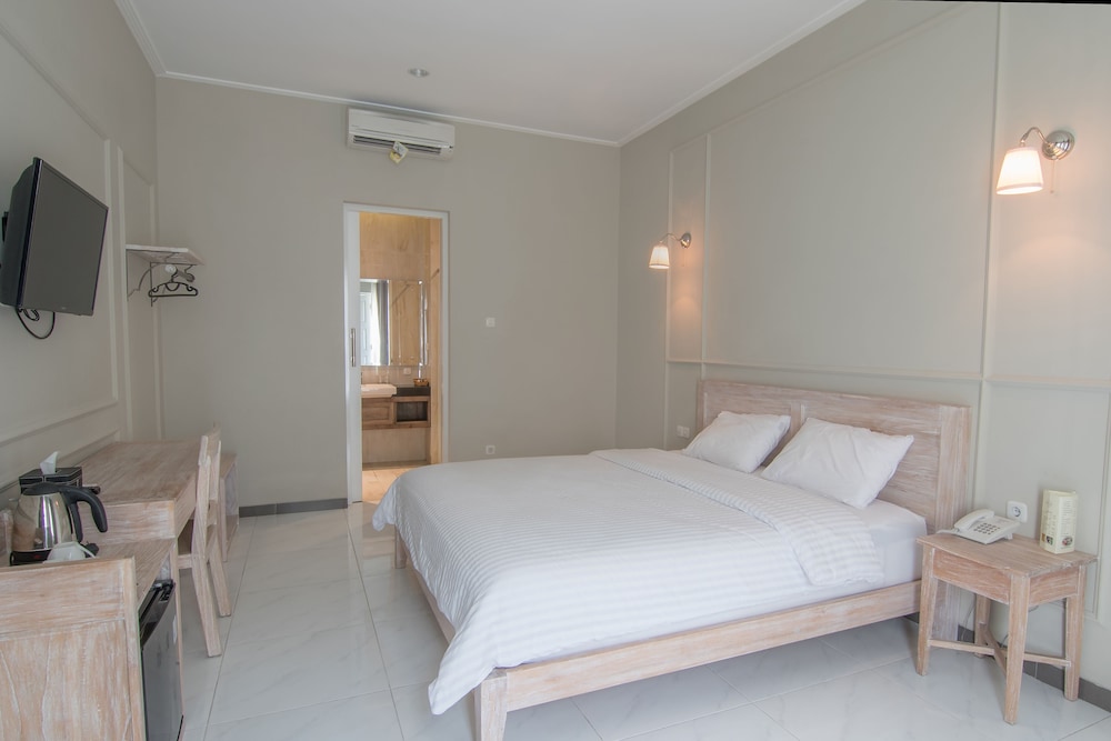 Standard Room - Photo 1
