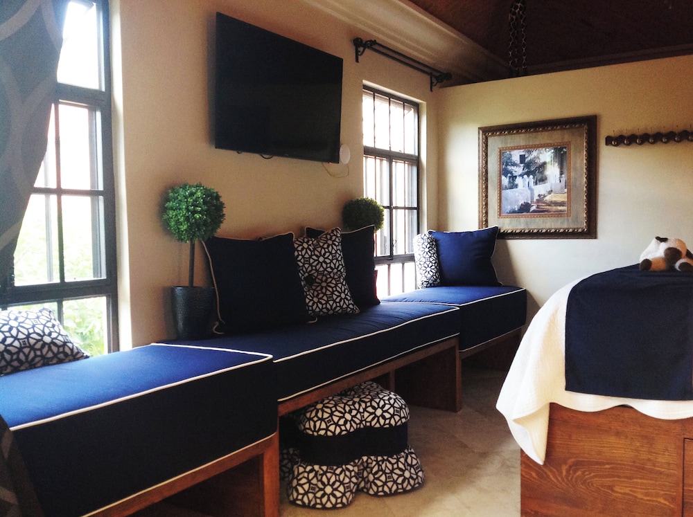 Luxury Studio Suite, 1 Bedroom, Kitchenette photo 1