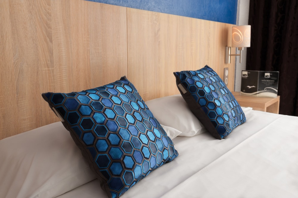 Comfort Twin Room, 2 Twin Beds, City View - Photo 3