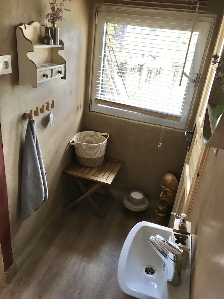 Traditional Cabin, Non Smoking, Kitchenette photo 2