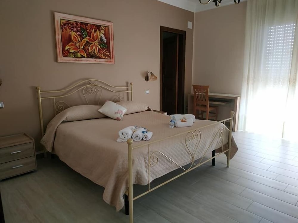 Double or Twin Room photo 1
