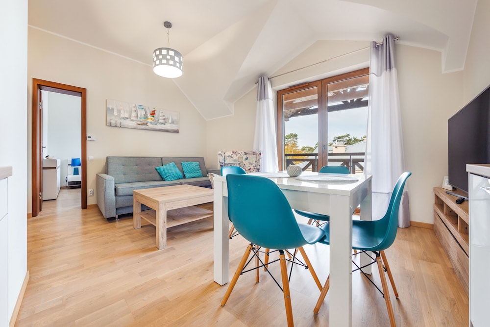Apartment (28, Orla Bialego 11)