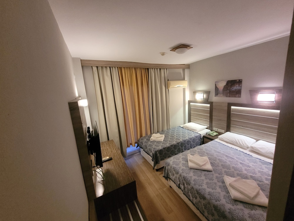 Comfort Triple Room, 1 Bedroom, Sea View photo 1
