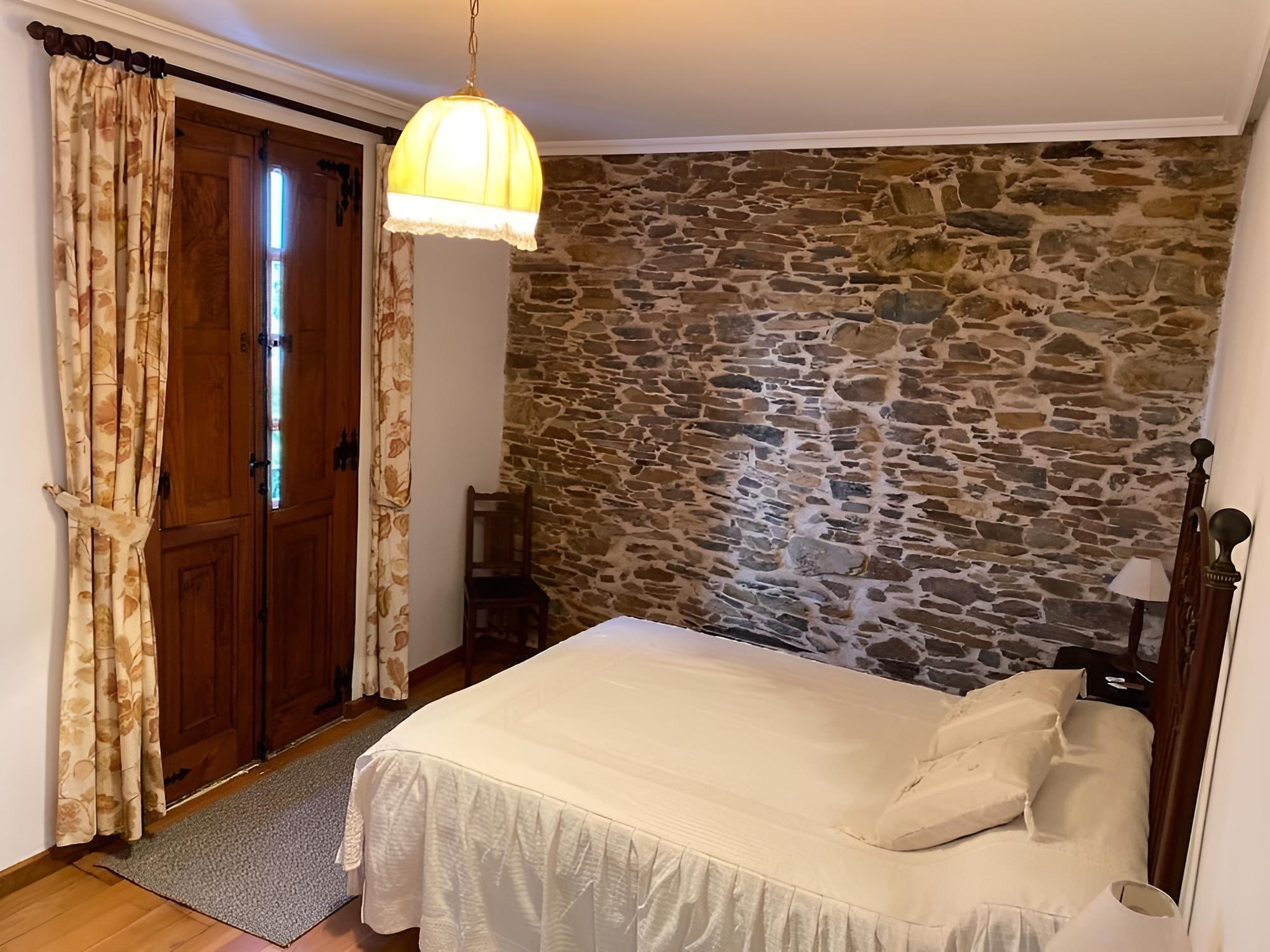 Romantic Room, 1 Queen Bed photo 1