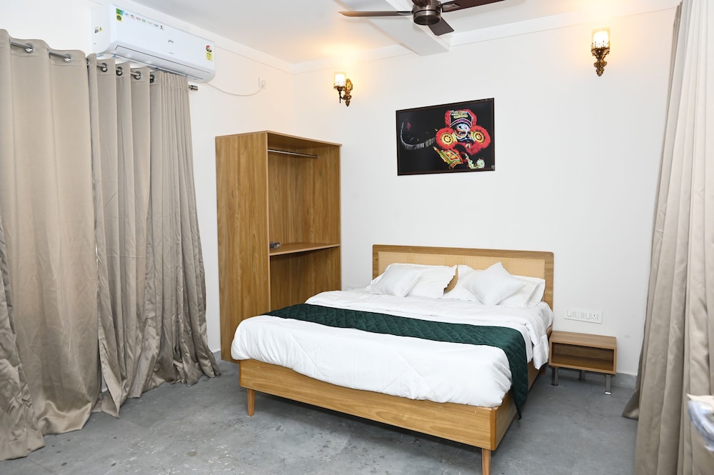 Executive Room