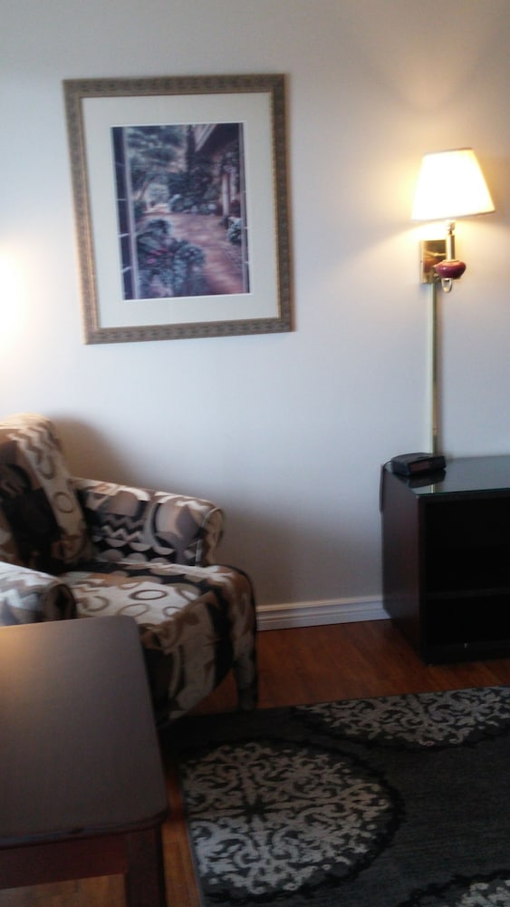 Classic Room, 1 Queen Bed photo 1