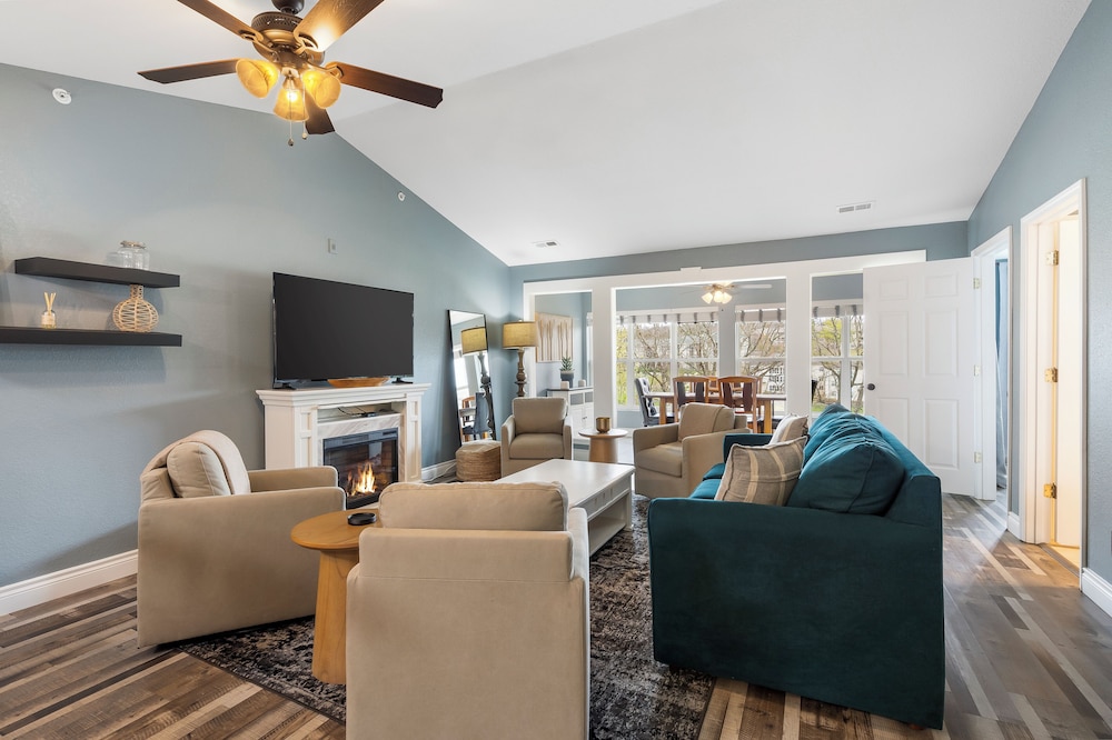 Condo, Multiple Beds, Fireplace, Golf View (Eagle's Nest at The Club)