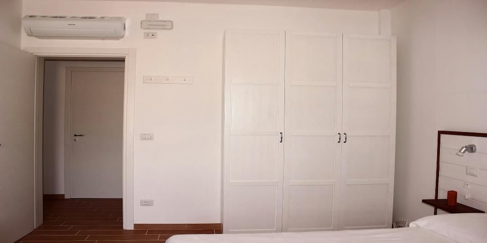 Deluxe Double Or Twin Room photo 3