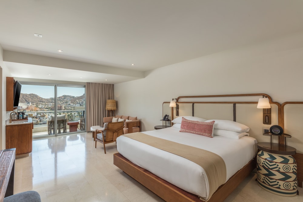 Room, 1 King Bed (infinity, Sunset View)