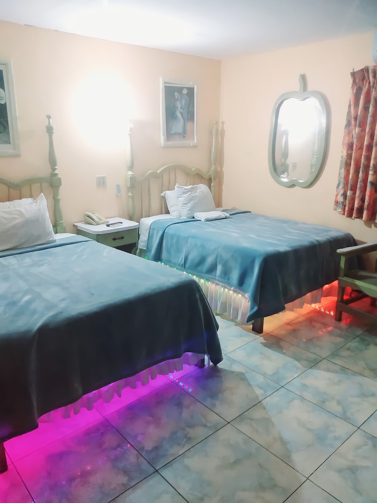 Standard Room With 2 Doule Beds