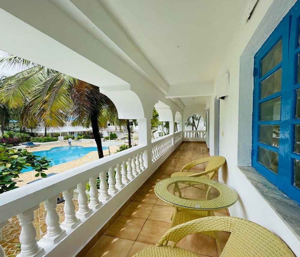 Family Villa - Photo 10
