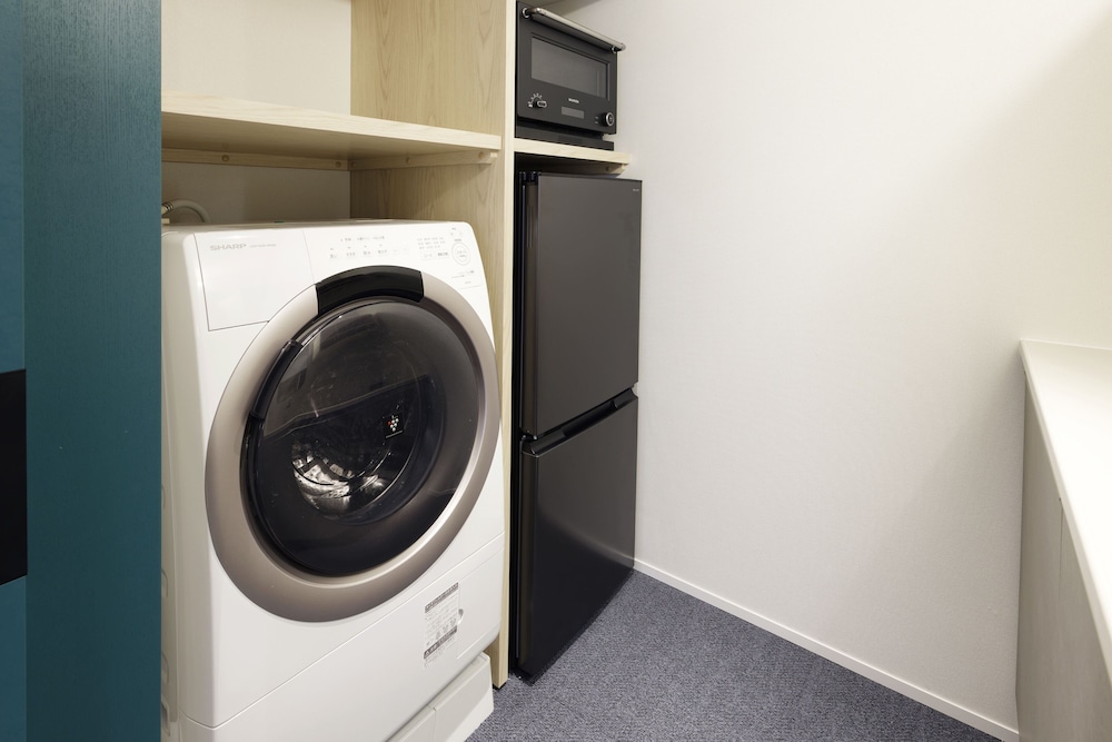 2 Bedroom Duplex Suite Kitchenette - Photo 5
