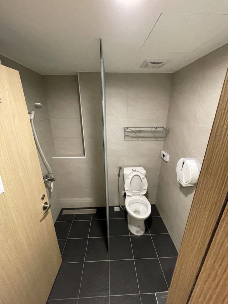 Superior Quadruple Room photo 3