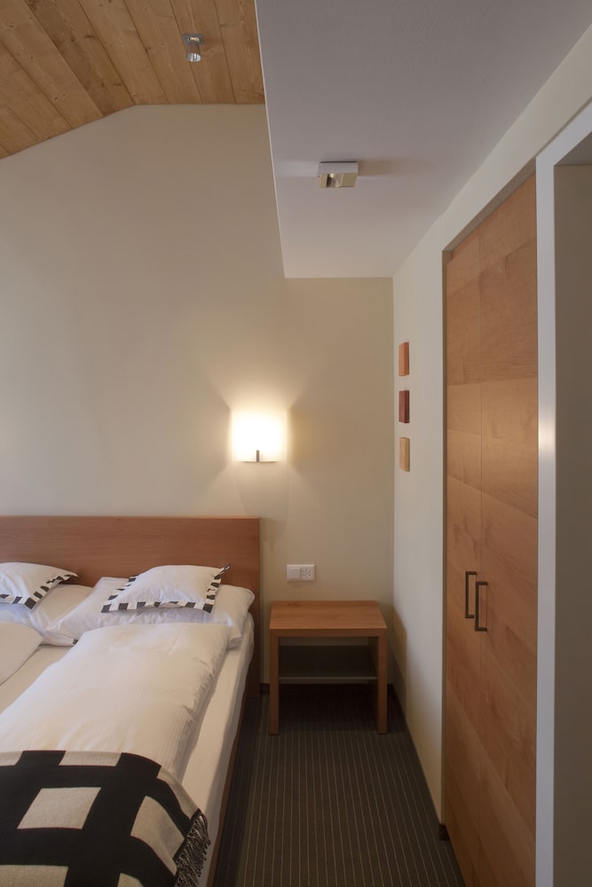 Comfort Double Room (Style) - Photo 3