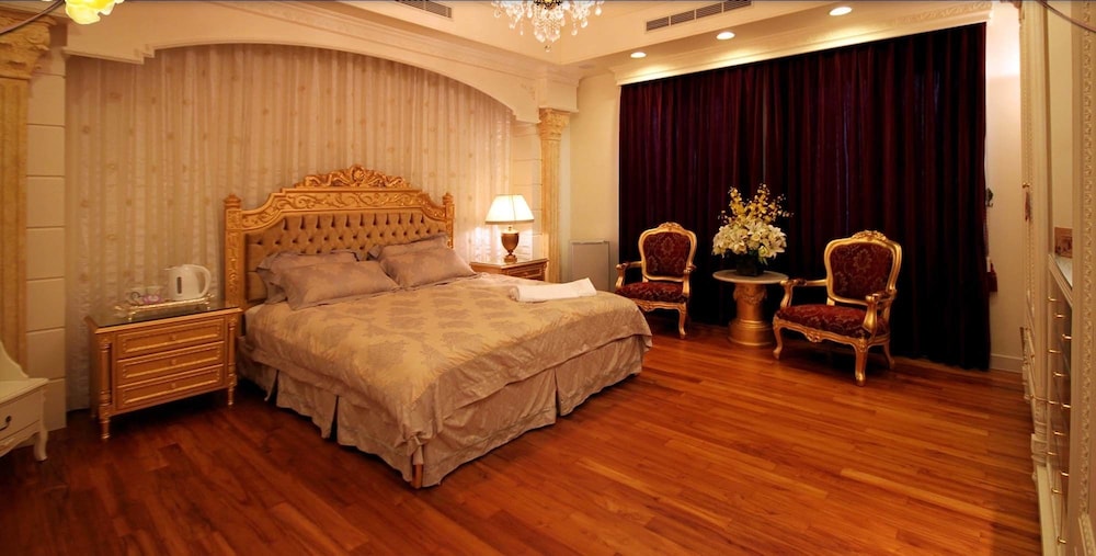 Double Room, 1 King Bed, Non Smoking