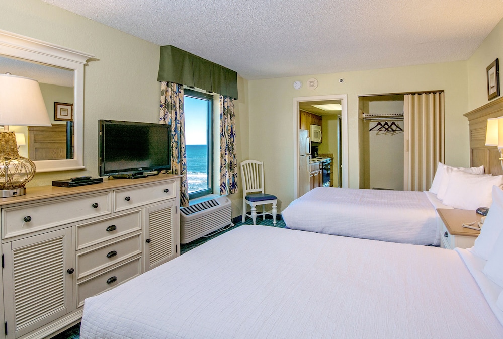 Pinnacle Oceanfront One Bedroom Queen Suite - Photo 1