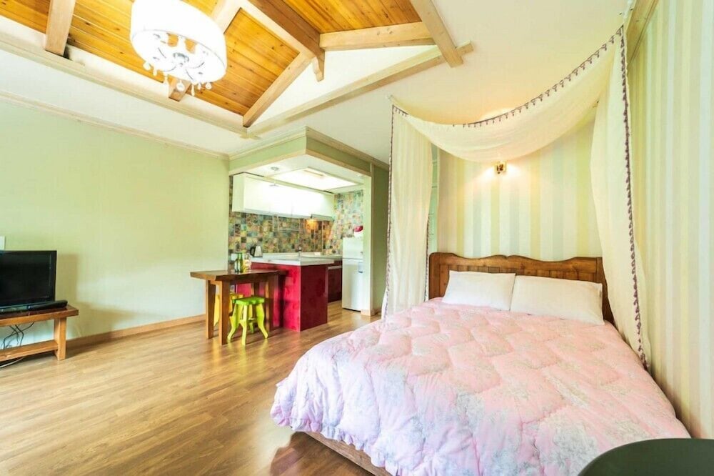 Room (Firenze 3) - Photo 1