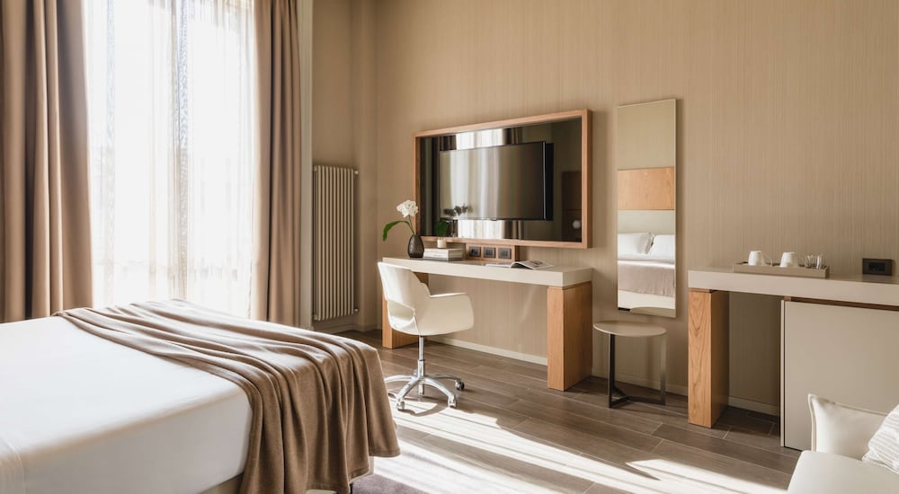 Executive Double Room - Photo 3