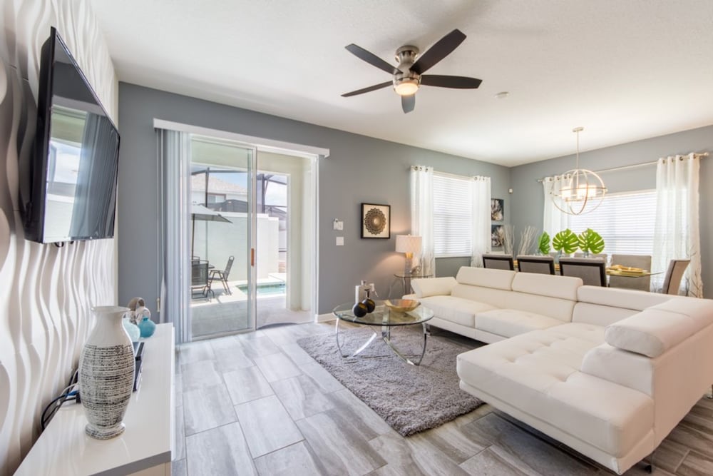 Townhome, 5 Bedrooms