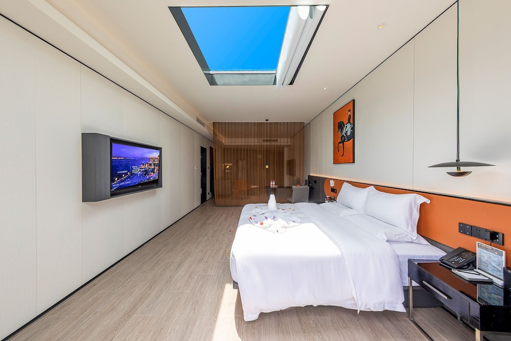 Business Suite, 1 Bedroom, Balcony